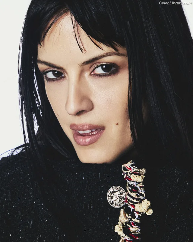 Maria Zardoya photo 4 of 347