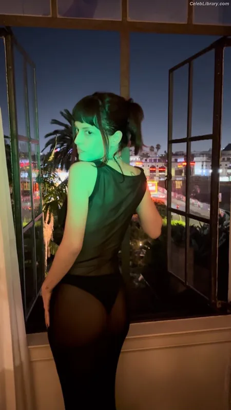 Maria Zardoya photo 8 of 347