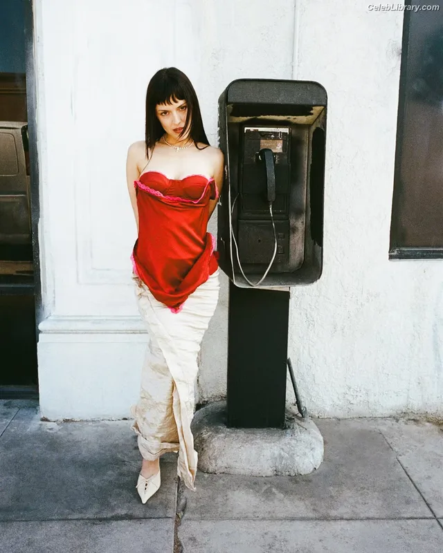 Maria Zardoya photo 5 of 347