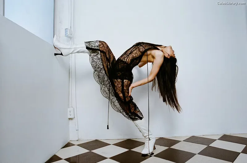Maria Zardoya photo 7 of 347
