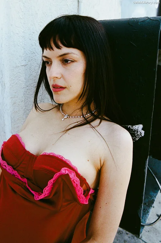 Maria Zardoya photo 4 of 347