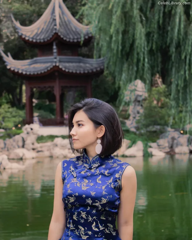 Maria Zhang photo 1 of 282