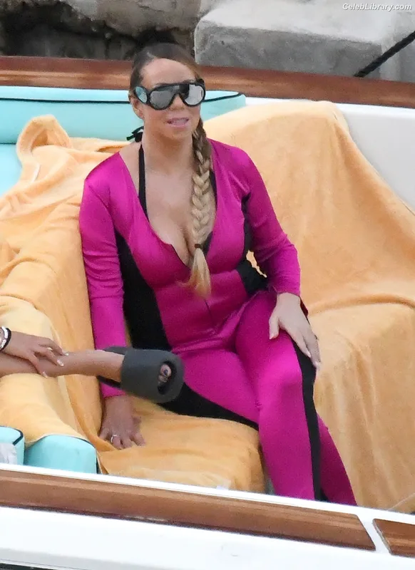 Mariah Carey photo 20 of 401