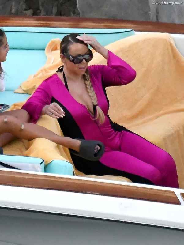 Mariah Carey photo 21 of 401