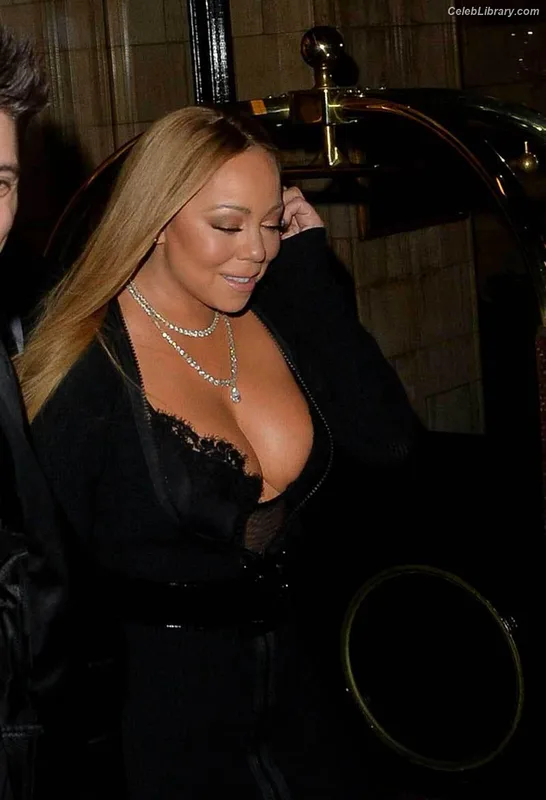 Mariah Carey photo 18 of 401