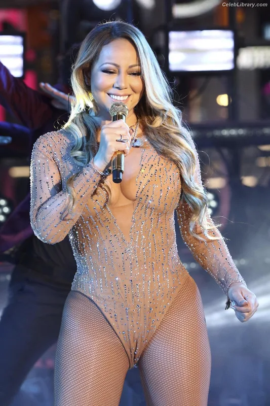 Mariah Carey photo 17 of 401