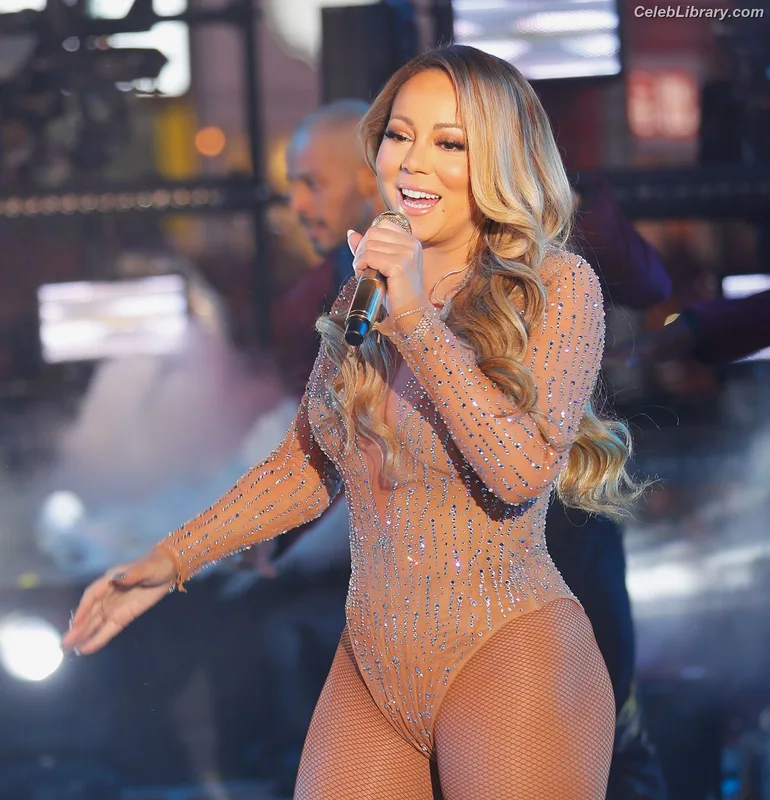 Mariah Carey photo 18 of 401