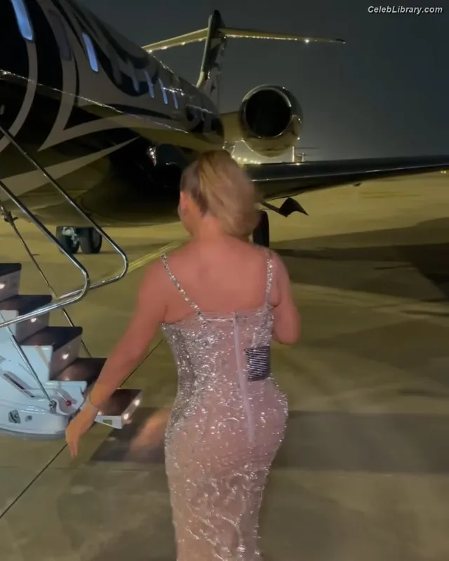 Mariah Carey photo 17 of 401