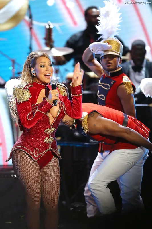 Mariah Carey photo 21 of 401