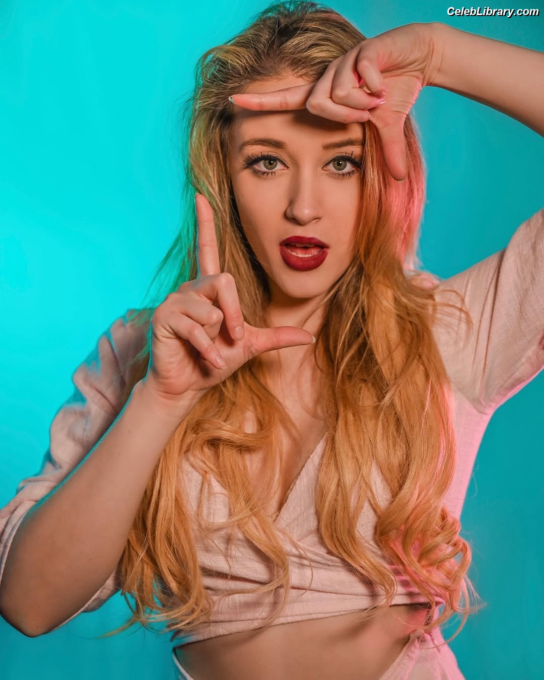 Mariah Rose Faith Casillas photo 7 of 94