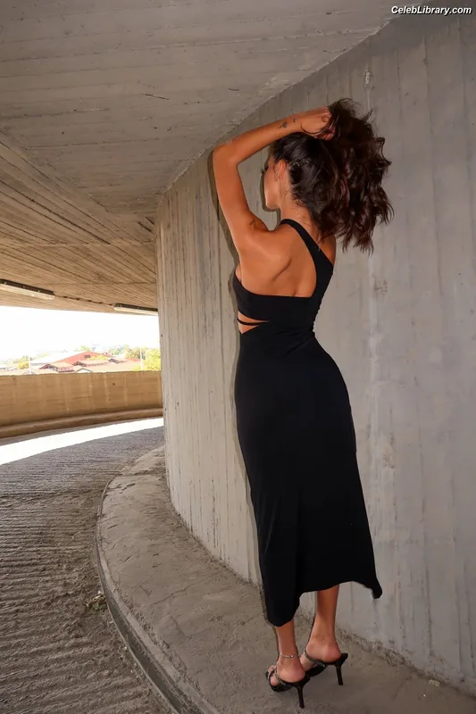 Marianna Fountopoulou photo 3 of 594