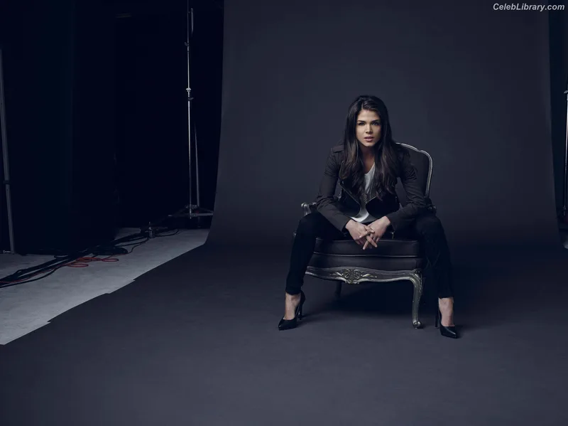 Marie Avgeropoulos photo 12 of 58