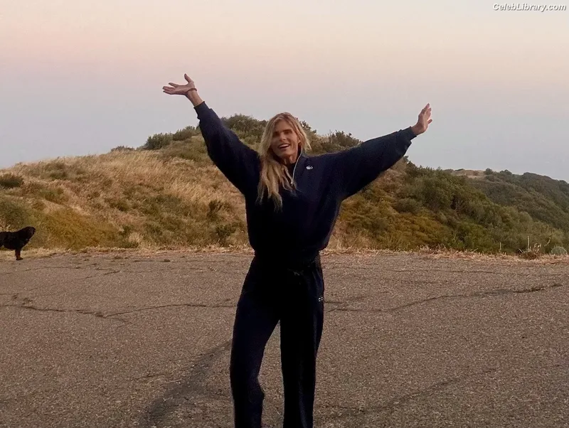 Mariel Hemingway photo 12 of 146