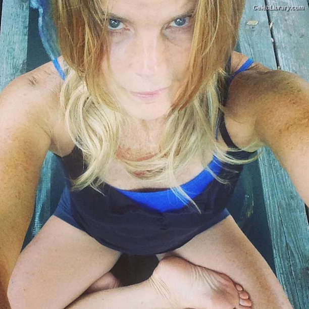 Mariel Hemingway photo 5 of 146