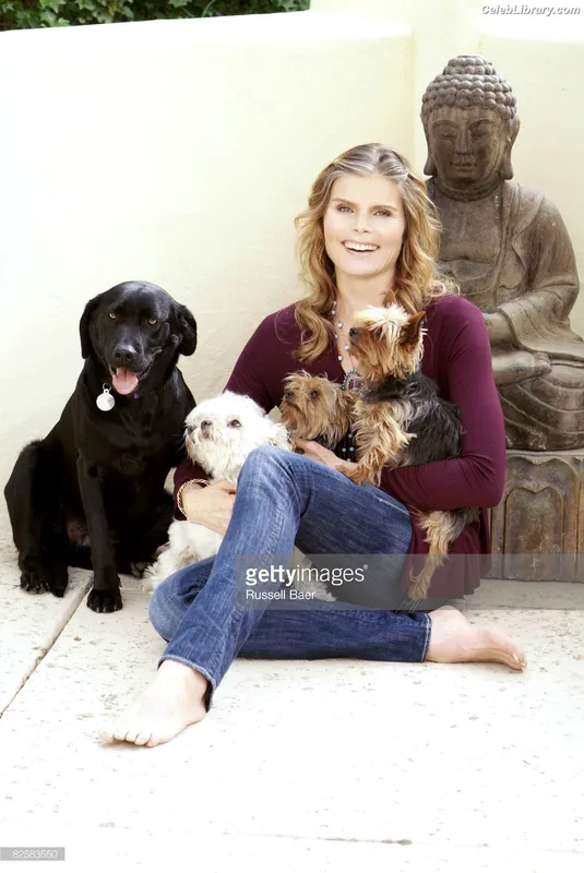 Mariel Hemingway photo 15 of 146