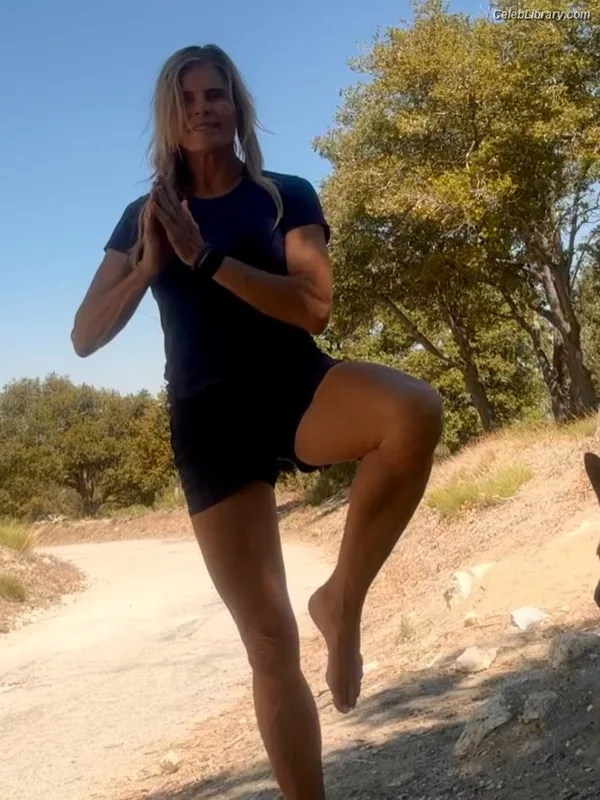 Mariel Hemingway photo 1 of 146