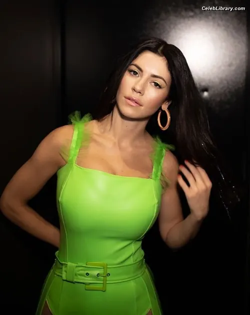 Marina Diamandis photo 7 of 533