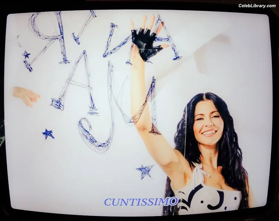 Marina Diamandis photo 15 of 533
