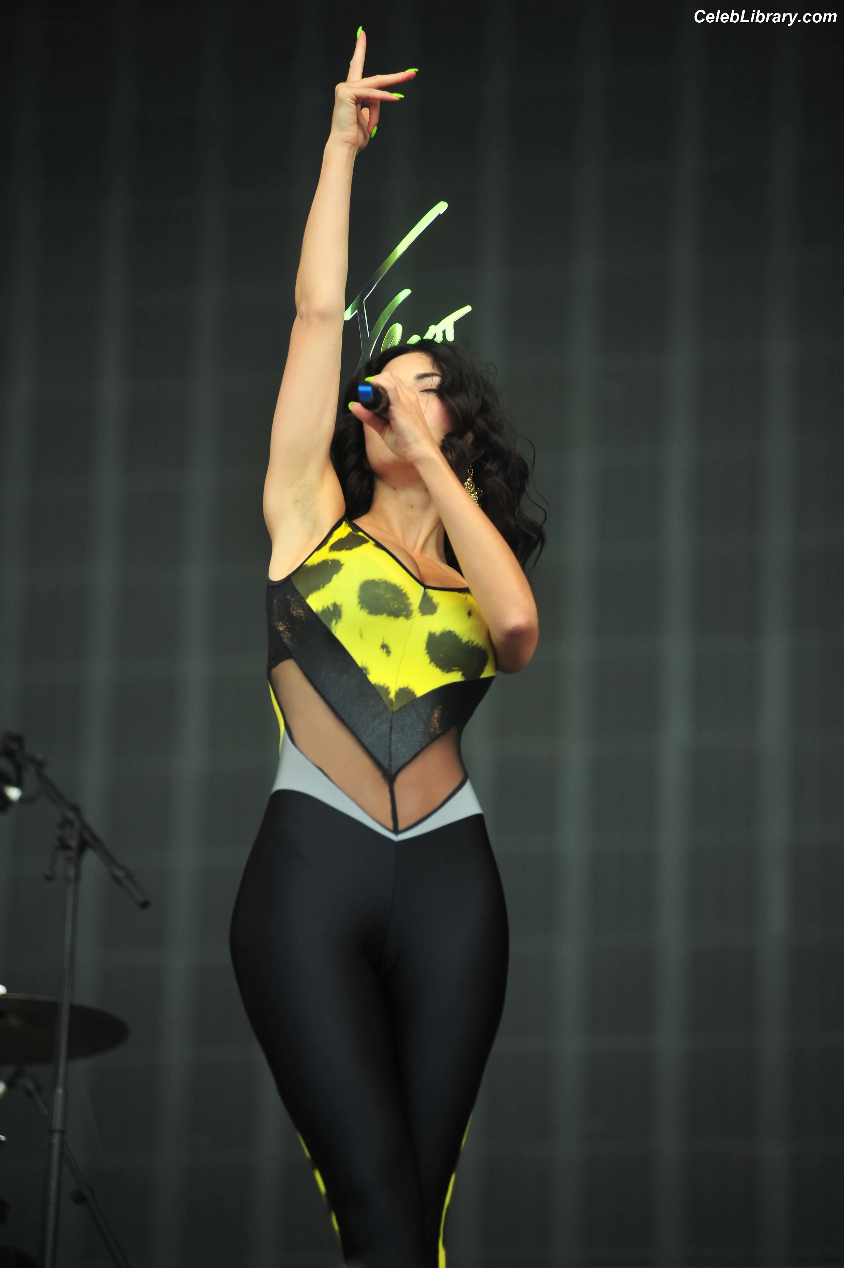 Marina Diamandis photo 1 of 533
