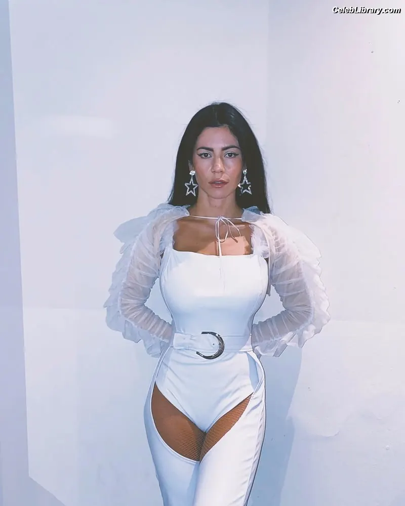 Marina Diamandis photo 19 of 533