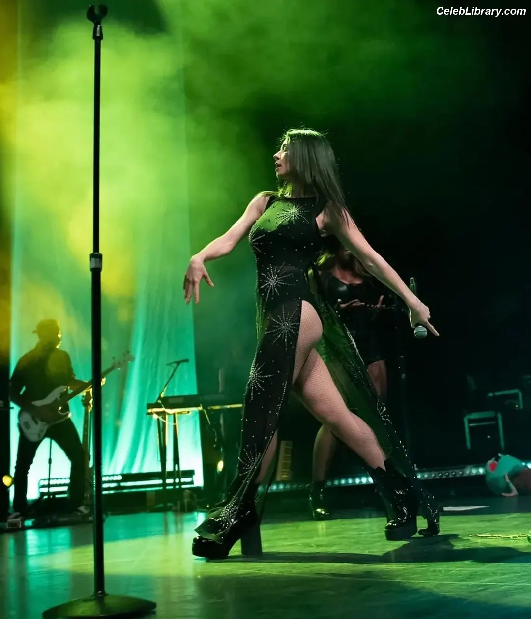Marina Diamandis photo 6 of 533