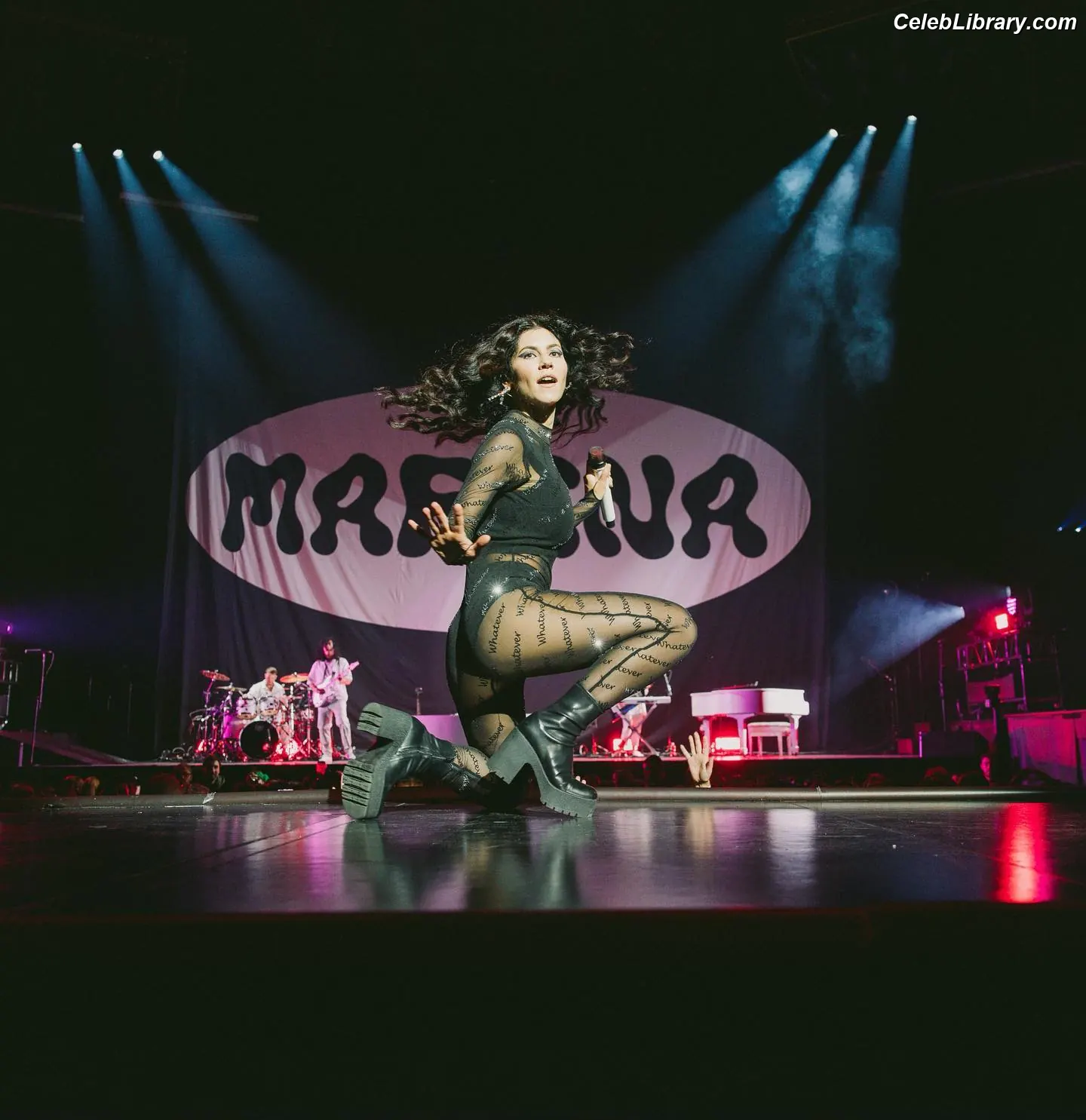 Marina Diamandis photo 7 of 533