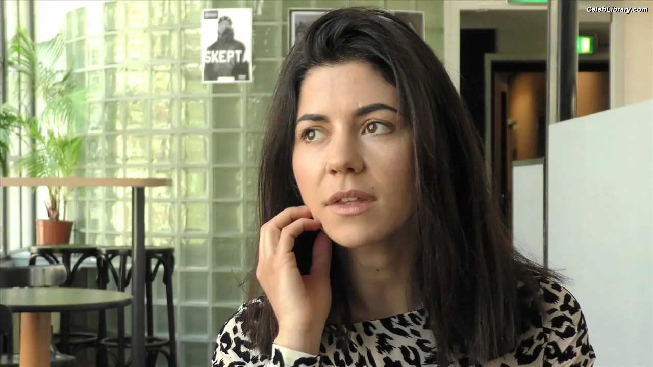 Marina Diamandis photo 7 of 533