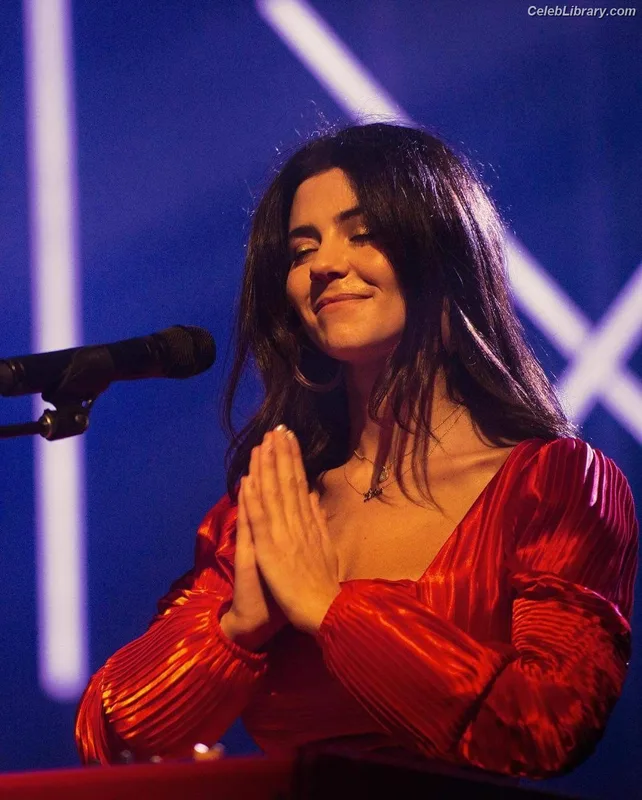 Marina Diamandis photo 18 of 534