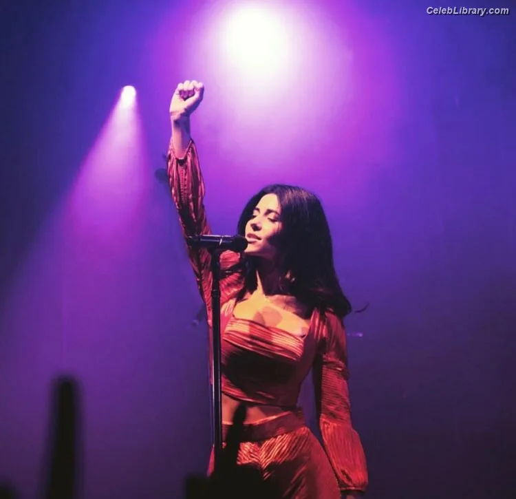 Marina Diamandis photo 19 of 534