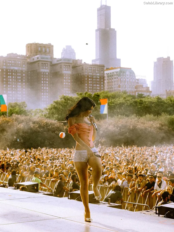 Marina Diamandis photo 5 of 534