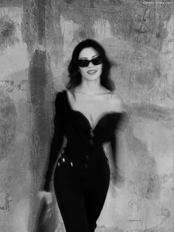 Marina Diamandis photo 9 of 534