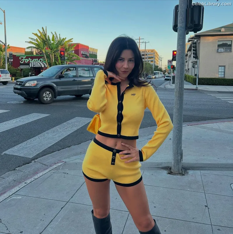 Marina Diamandis photo 13 of 534
