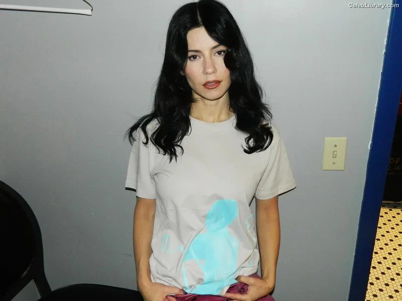 Marina Diamandis photo 22 of 534