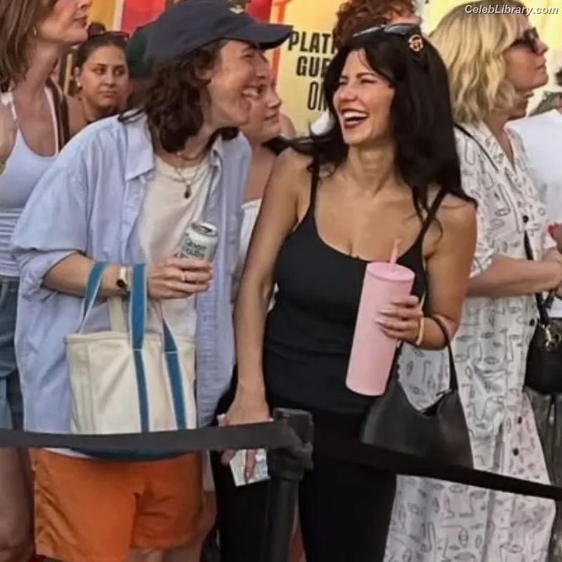 Marina Diamandis photo 2 of 534