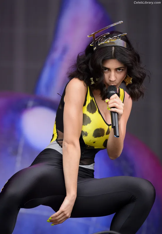 Marina Diamandis photo 18 of 534