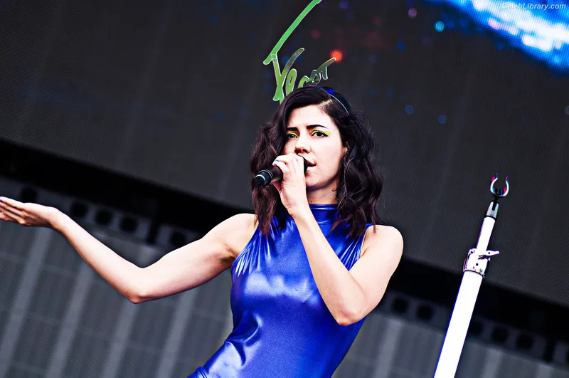 Marina Diamandis photo 16 of 534
