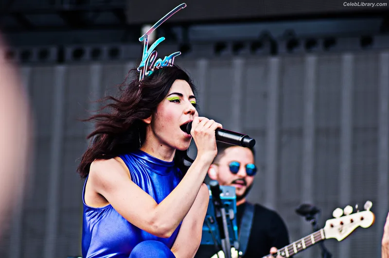 Marina Diamandis photo 17 of 534
