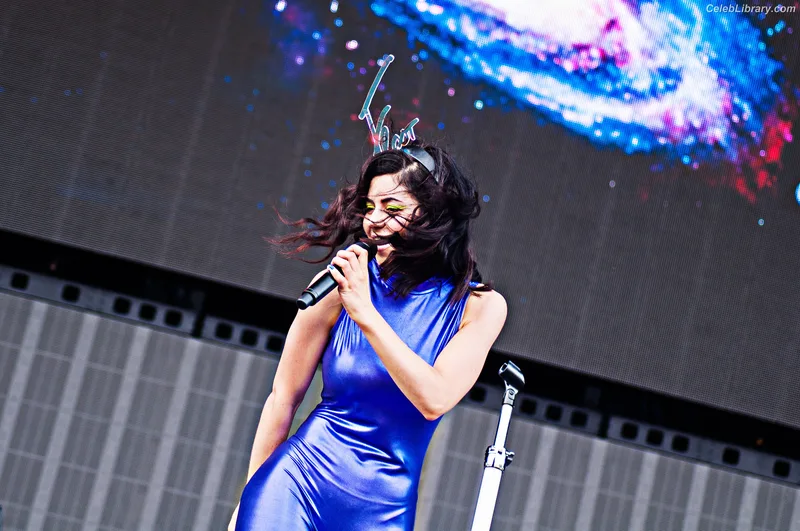 Marina Diamandis photo 18 of 534