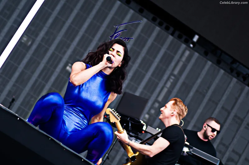 Marina Diamandis photo 19 of 534