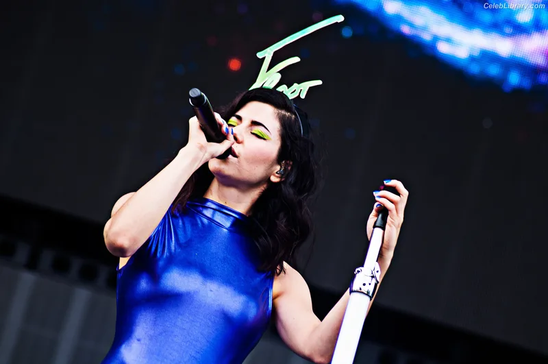 Marina Diamandis photo 21 of 534