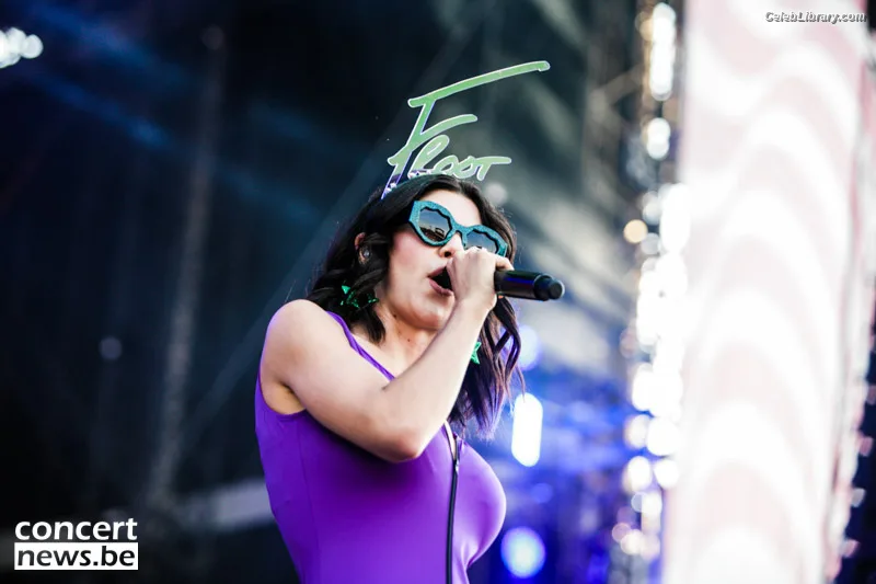 Marina Diamandis photo 9 of 534