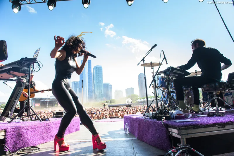 Marina Diamandis photo 23 of 534