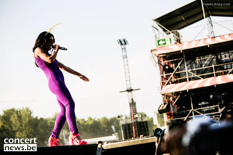 Marina Diamandis photo 7 of 534