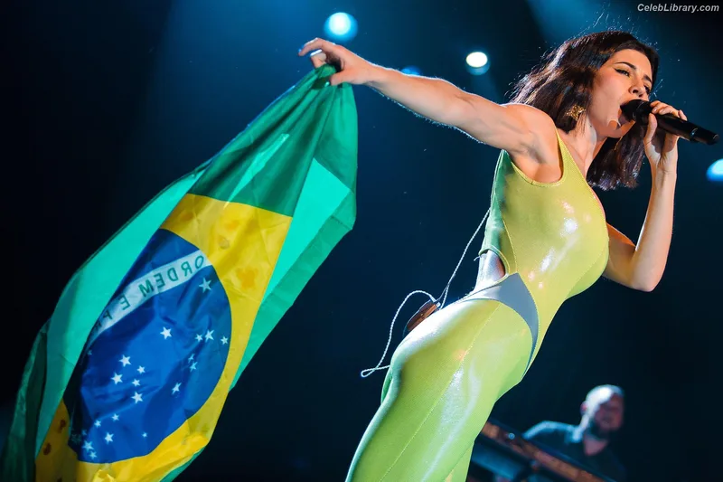 Marina Diamandis photo 9 of 534