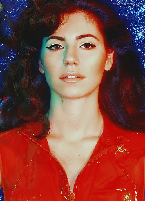 Marina Diamandis photo 9 of 534