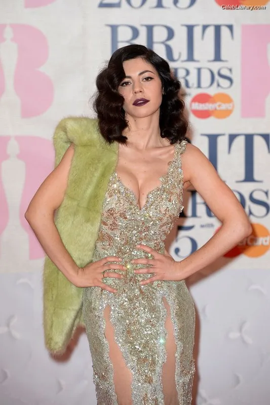 Marina Diamandis photo 9 of 534