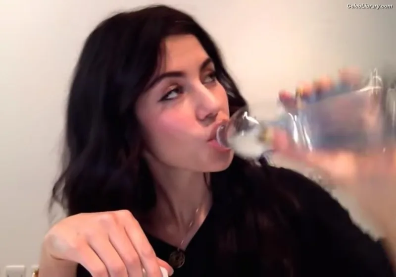 Marina Diamandis photo 19 of 534