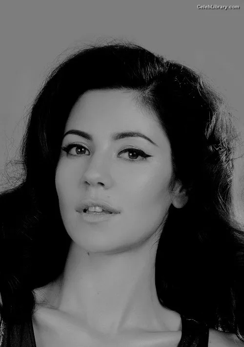 Marina Diamandis photo 22 of 534
