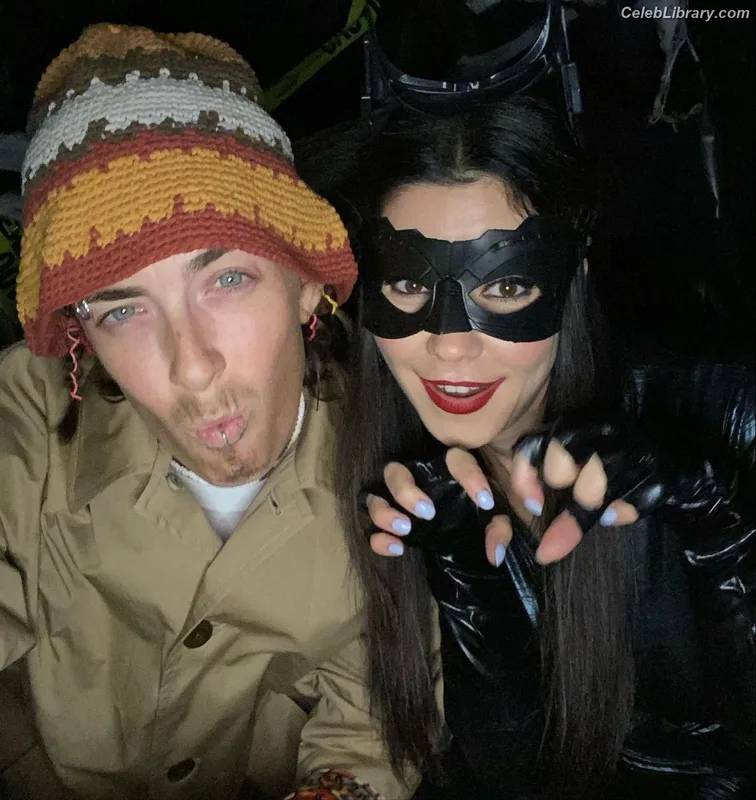 Marina Diamandis photo 2 of 534