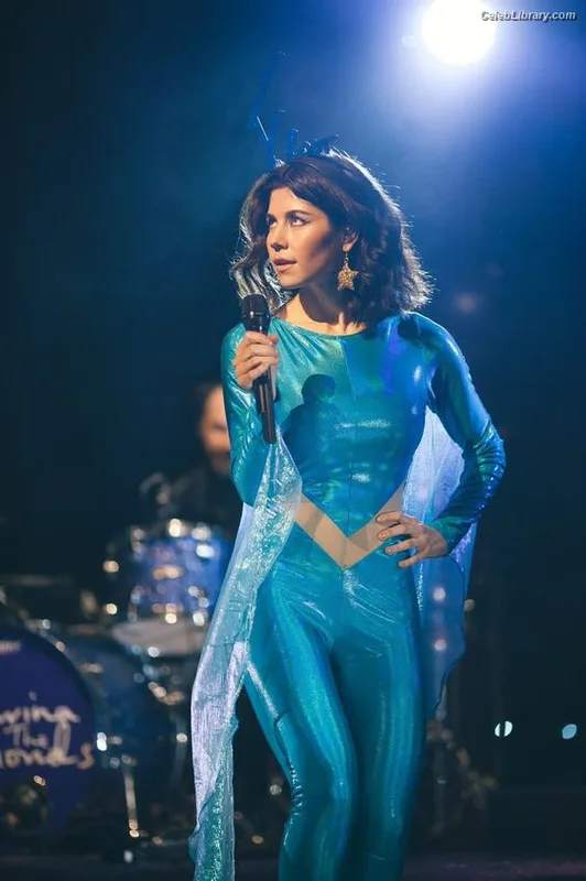 Marina Diamandis photo 17 of 534